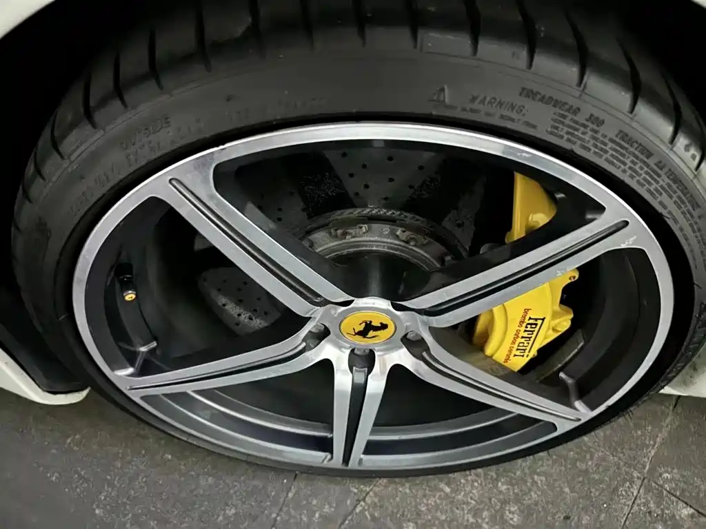 Ferrari 458 2013 2011 4.5L Italia