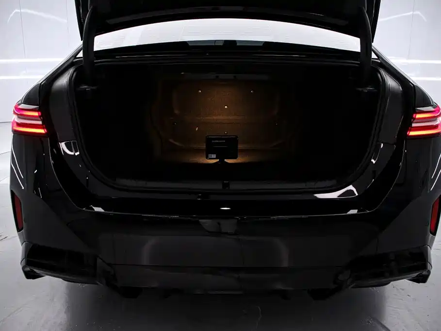 BMW 5 Series 2026 2026 525Li M Sport Package