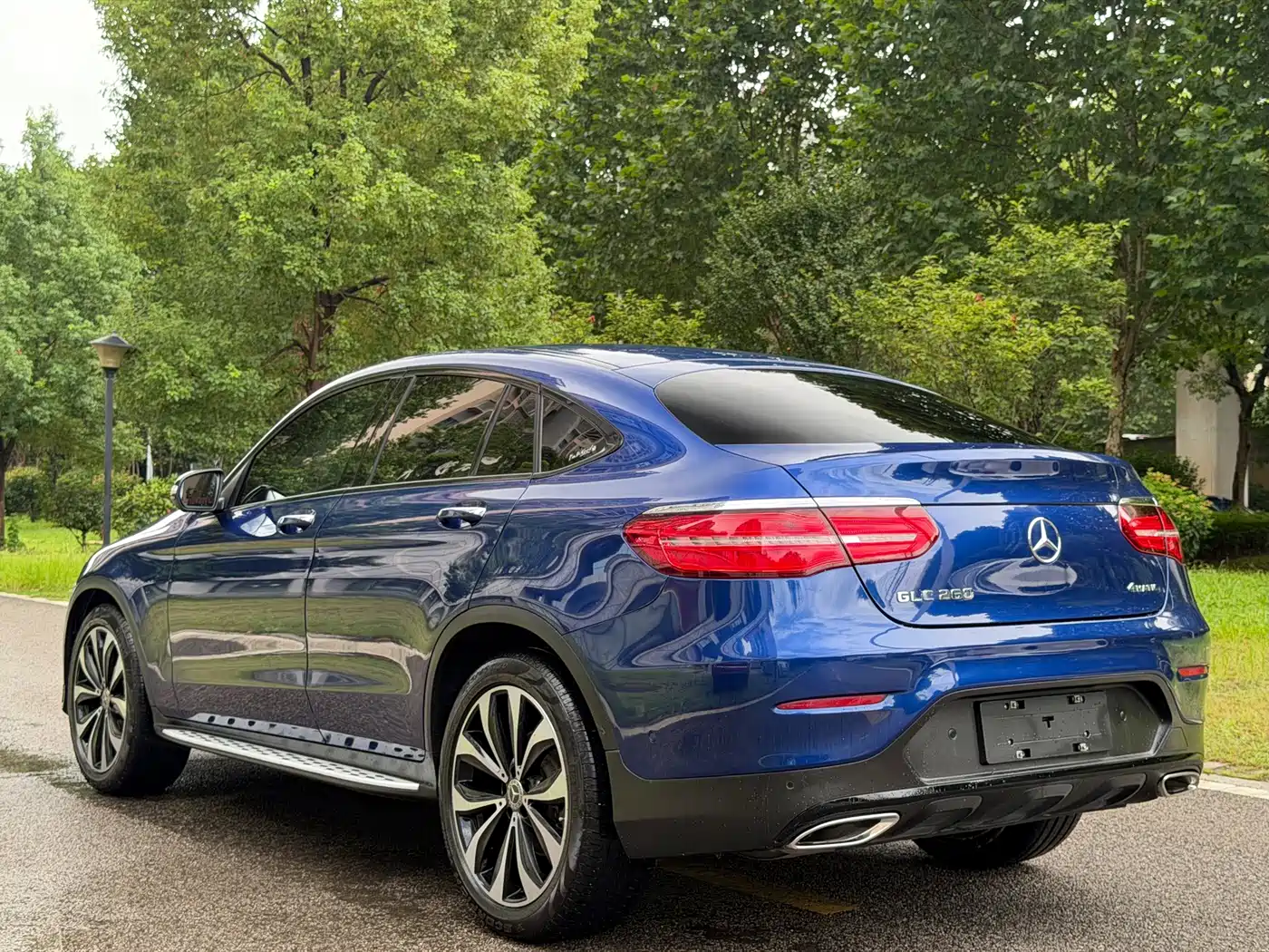 Mercedes-Benz GLC Coupe 2018 2018 GLC 260 4MATIC Coupe SUV