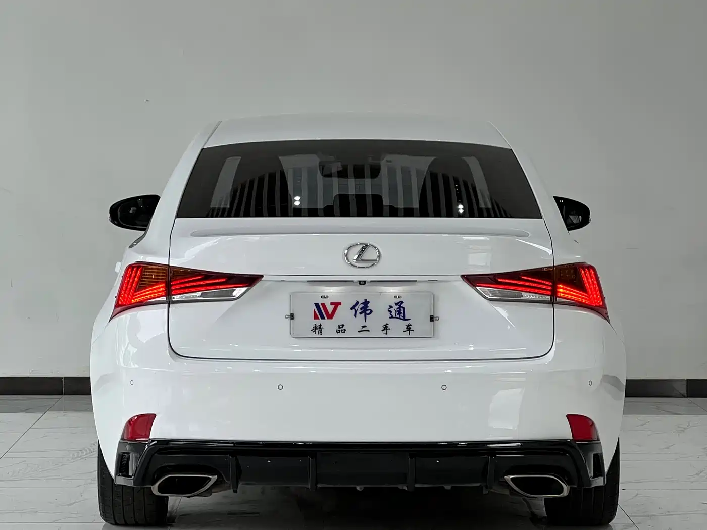 Lexus IS 2017 300 F SPORT фото 27