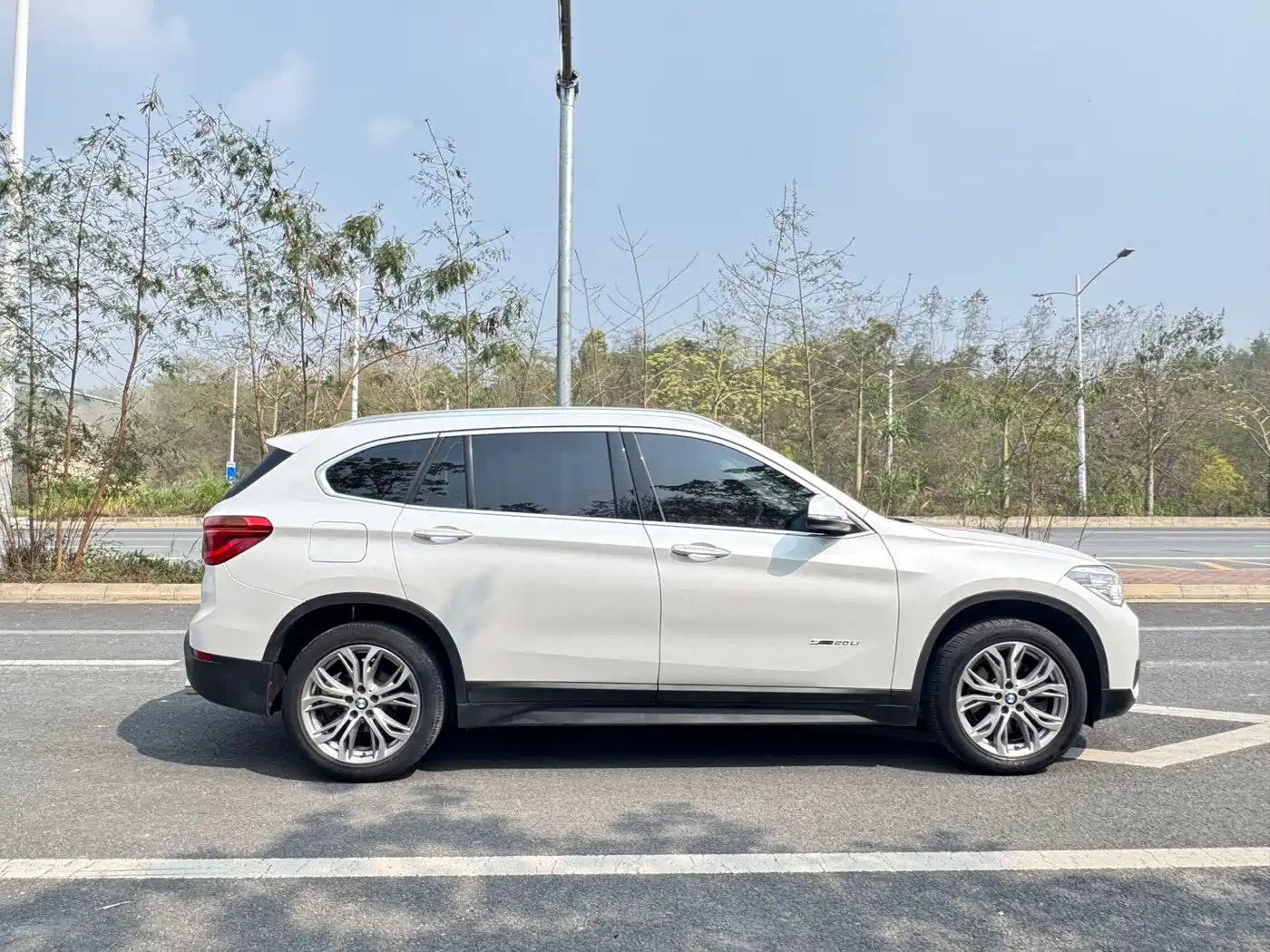 BMW X1 2018 sDrive20Li Leading Model фото 13