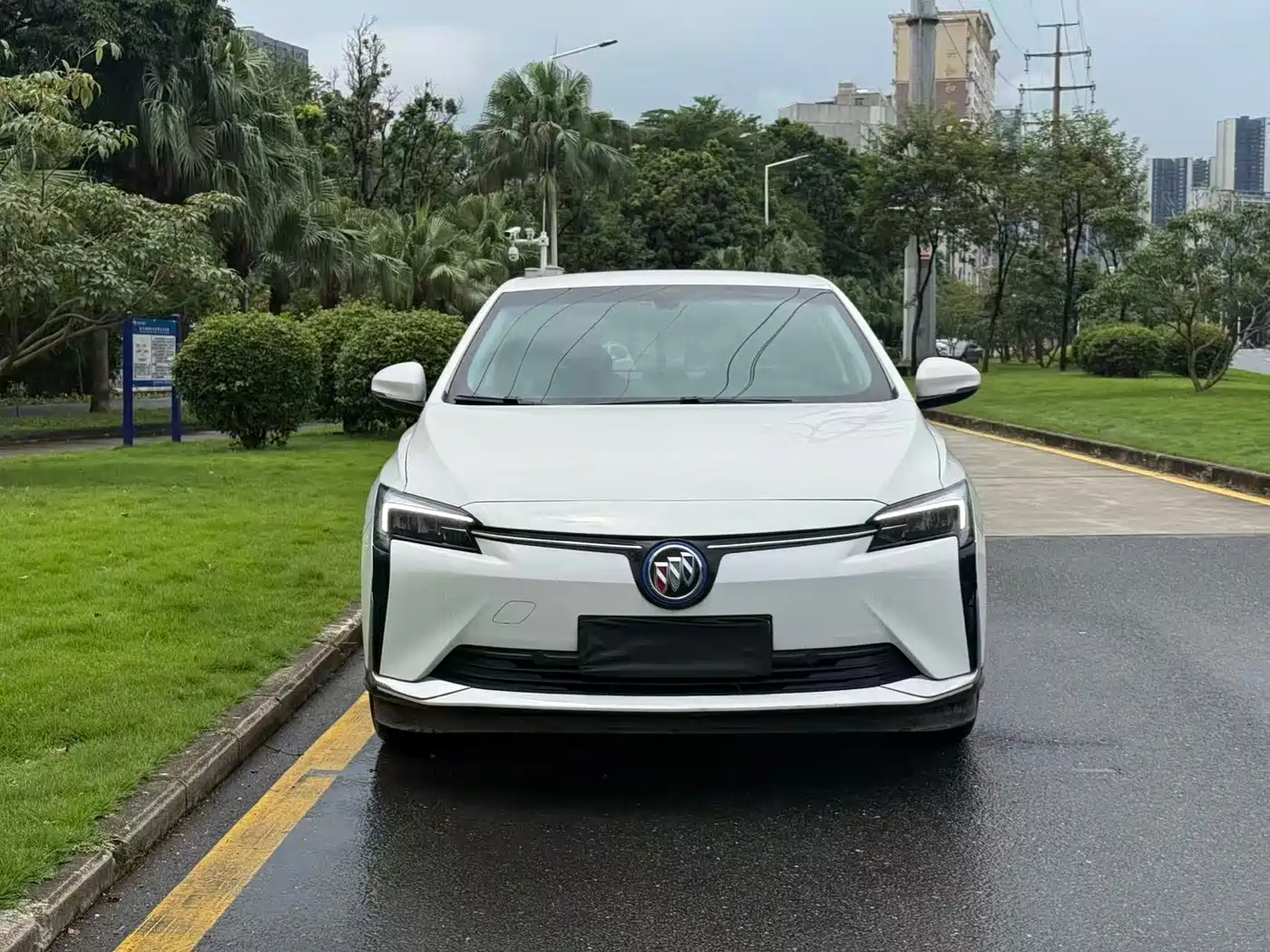 2026 Buick Velite 6
