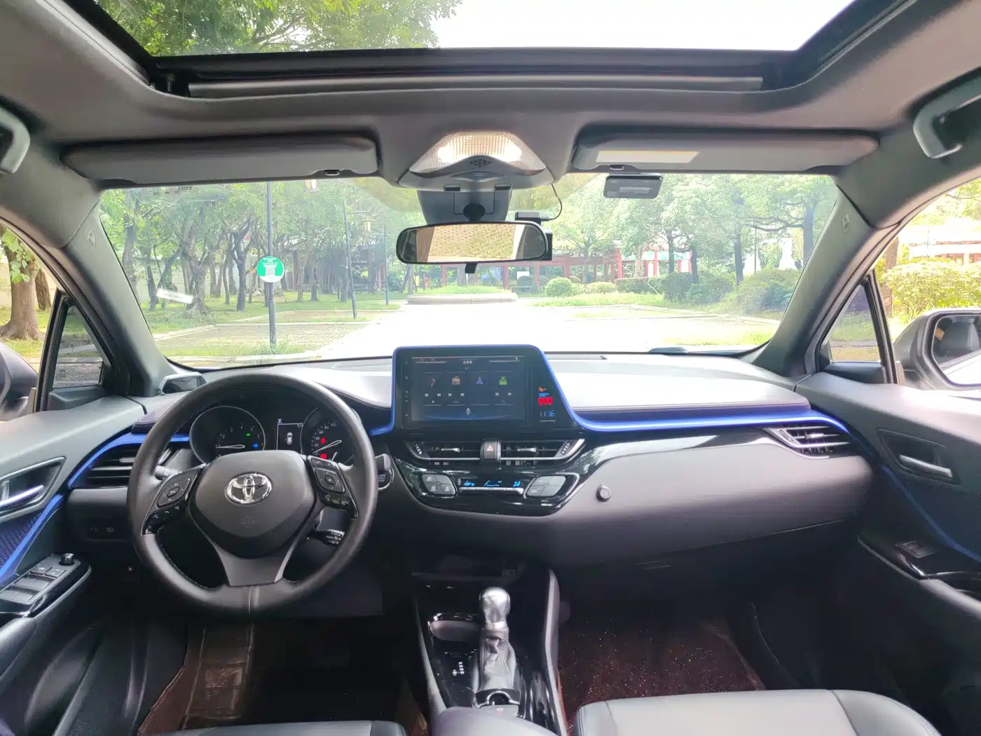 Toyota C-HR 2021 2020 Model 2.0L Leading