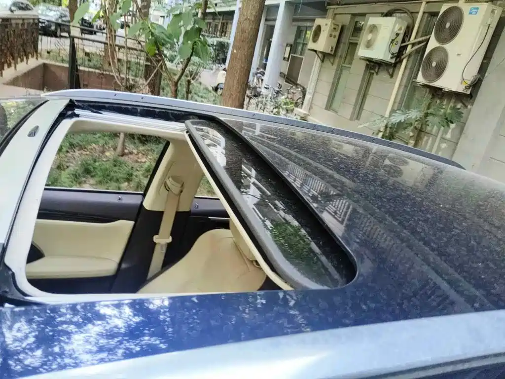 Фото 6 - Lexus RX