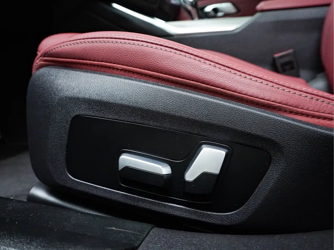 Photo 30 - BMW 3 Series