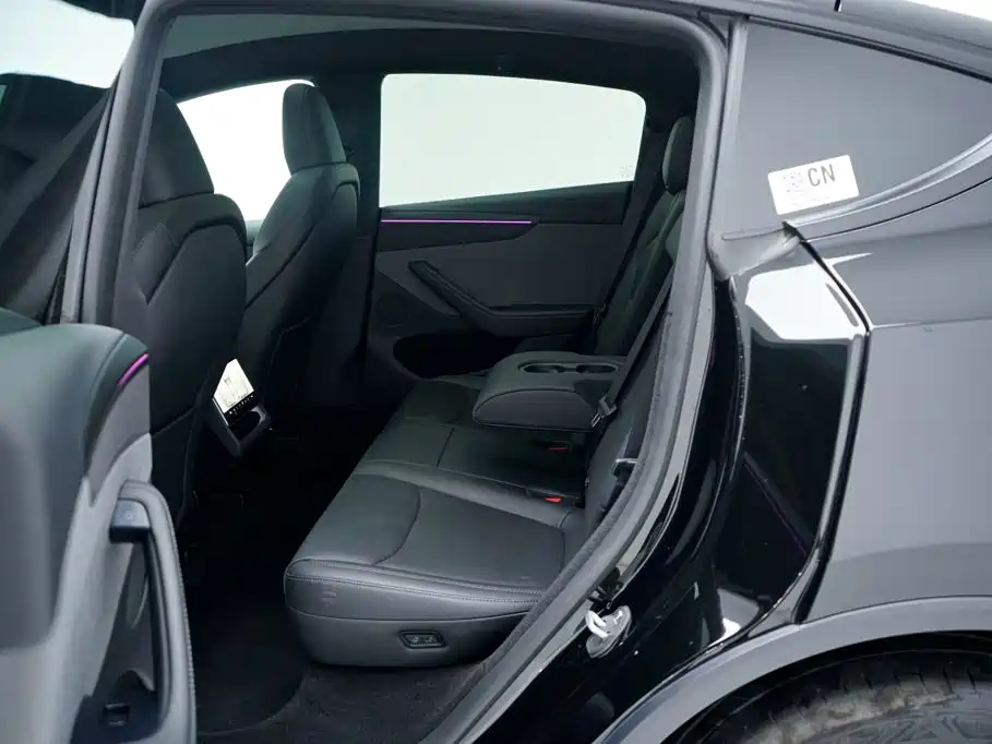 Tesla Model Y 2026 2026 Rear-Wheel Drive