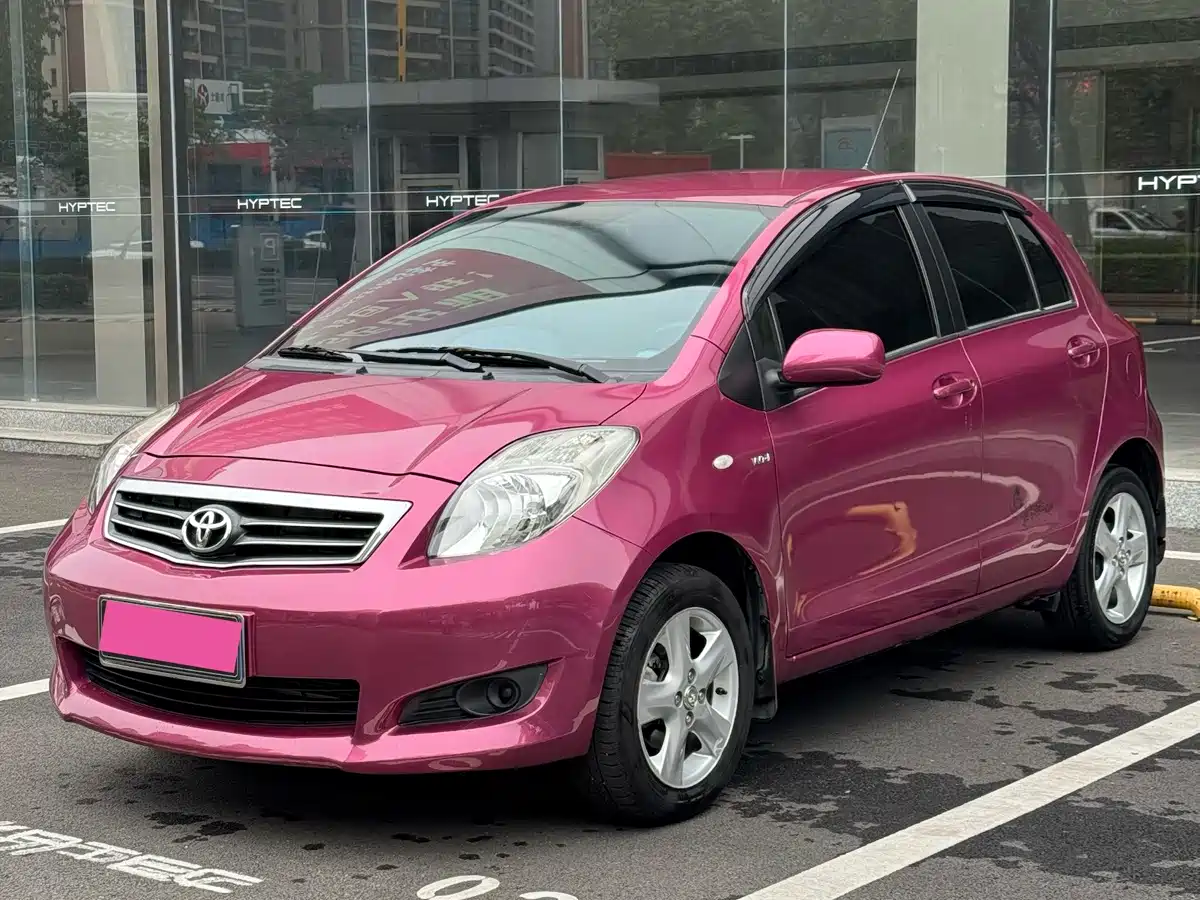 Toyota Yaris 2012 2011 1.6E Auto Charm Edition
