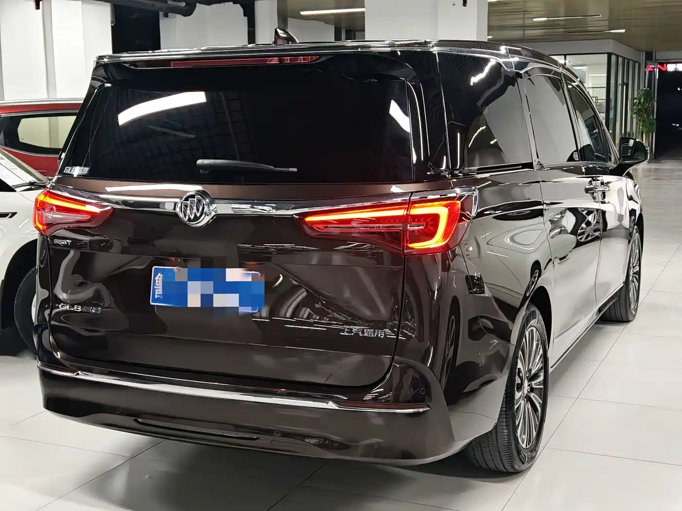 Buick GL8 2021 ES Landlord 653T Flagship фото 3