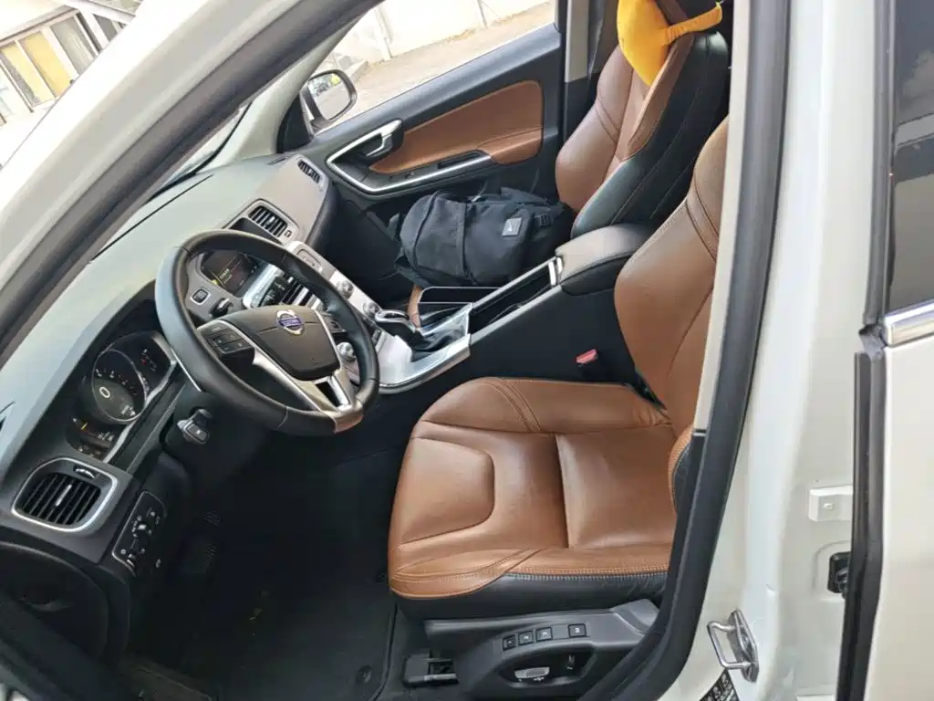 Volvo V60 2017 2016 T5 Inscription Edition