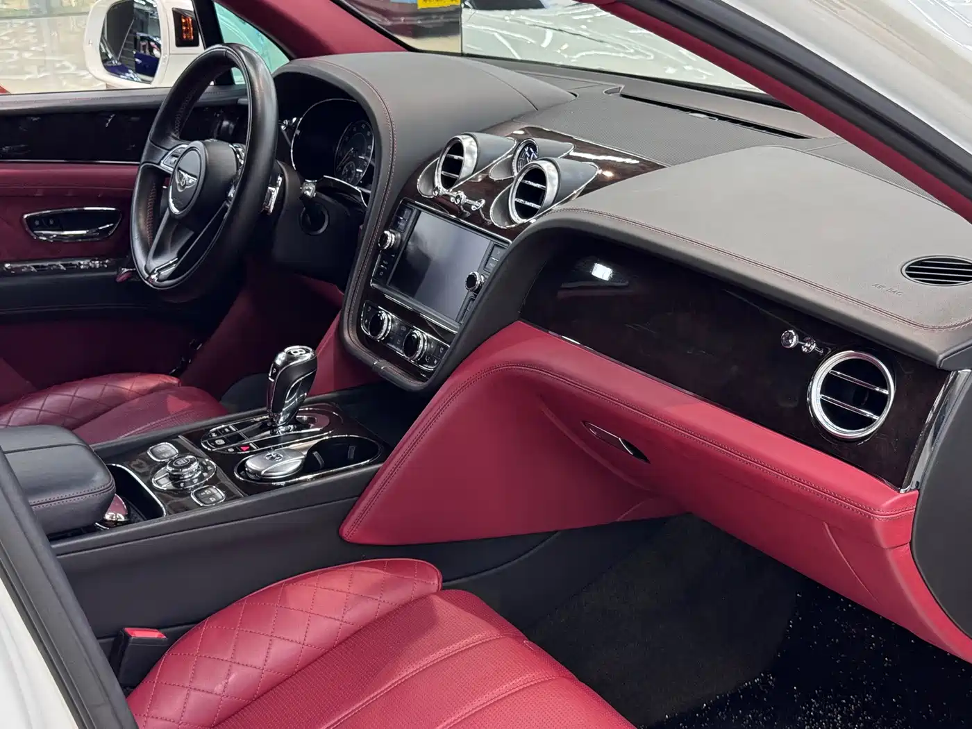 Bentley Bentayga 2017 2016 6.0T Standard Edition