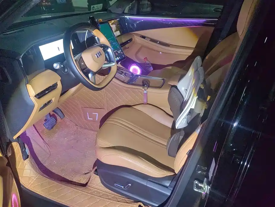 GEELY GALAXY GALAXY L7