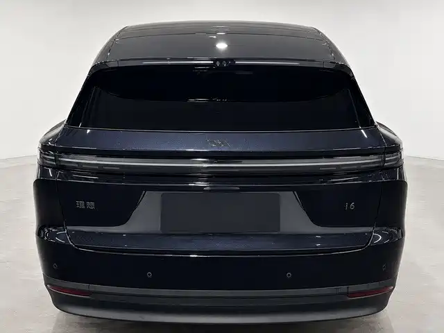 Li Auto i6 2025 2025 2WD Base Model