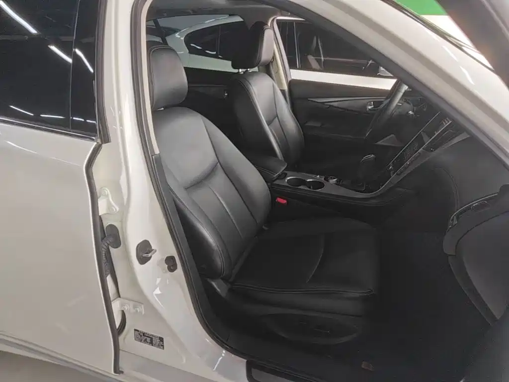 Infiniti Q50L 2021 2019 2.0T 30th Anniversary Limited Edition