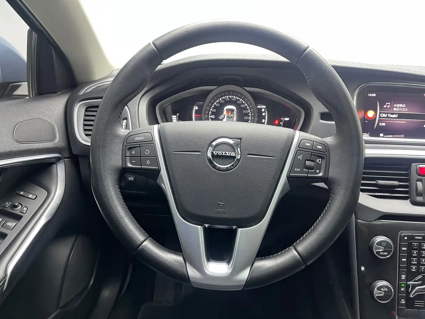 Volvo V40 2019 2019 T3 Momentum