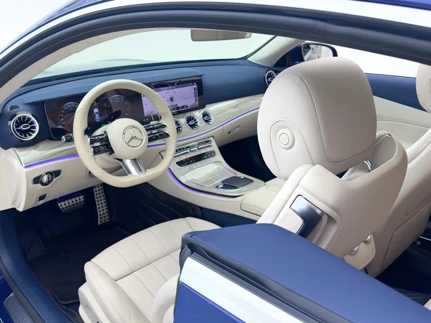 Mercedes-Benz E-Class, миниатюра 13