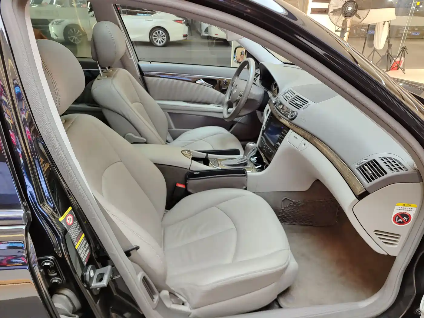 Mercedes-Benz E-Class 2008 Model E 280 Personality Sport Edition фото 19