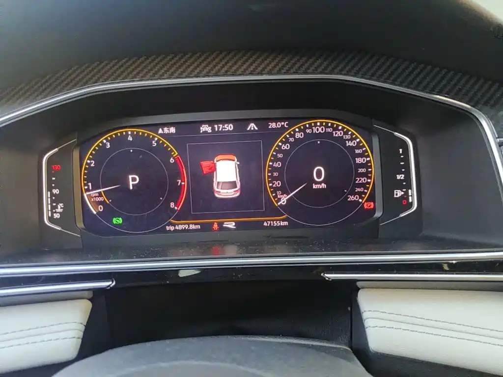 Photo 15 - Volkswagen Tiguan L
