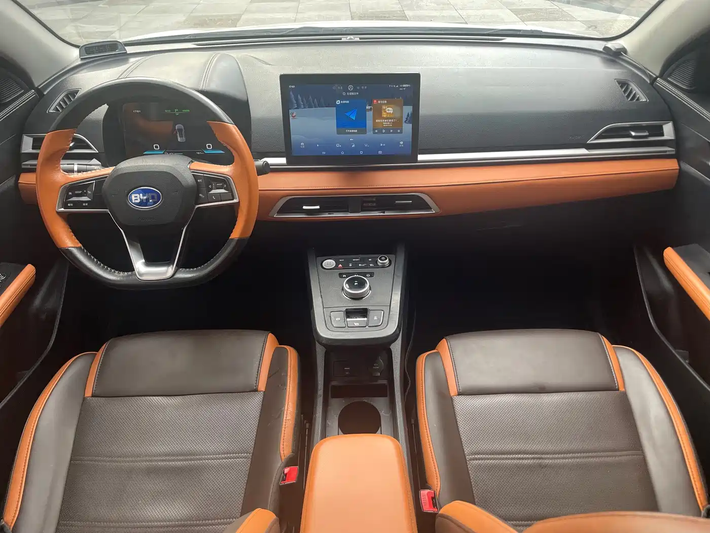 Фото 9 - BYD e2