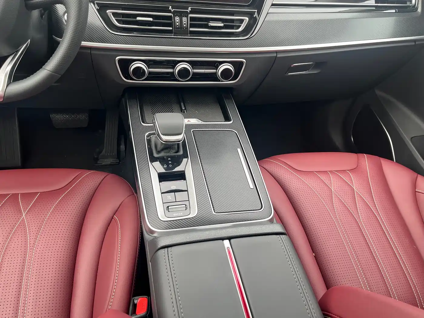 Hongqi HS5 2026 2025 2.0T 2WD Mystic Shadow Edition