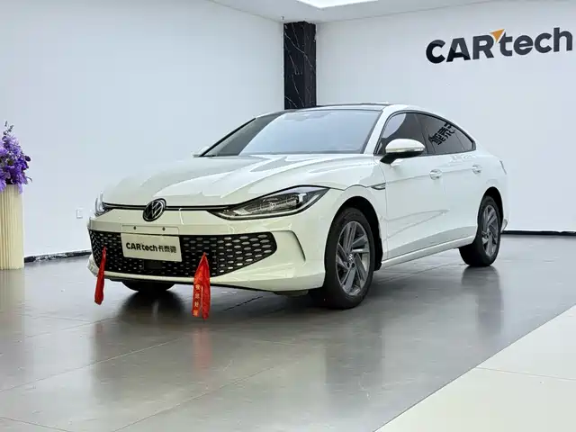 Volkswagen Lamando Volkswagen Lamando, L 280TSI DSG, Яркий драйв