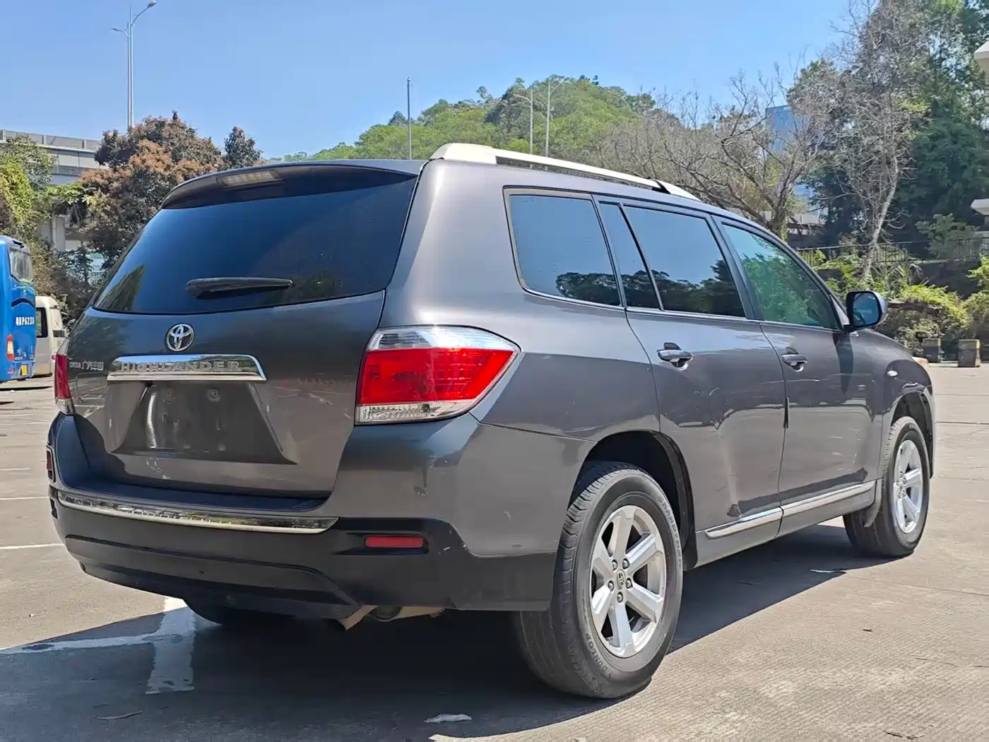 Toyota Highlander 2012 2.7L 2WD 7-Seat Elite фото 12