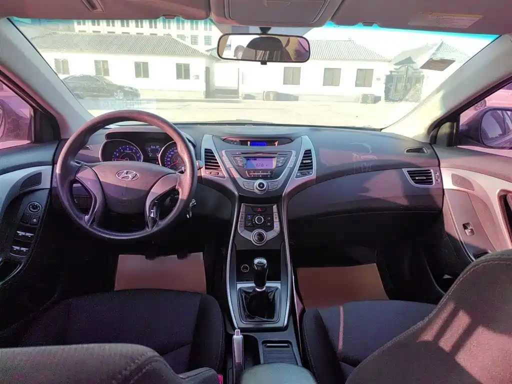 Hyundai Langdong 2015 1.6L Manual Trend фото 12