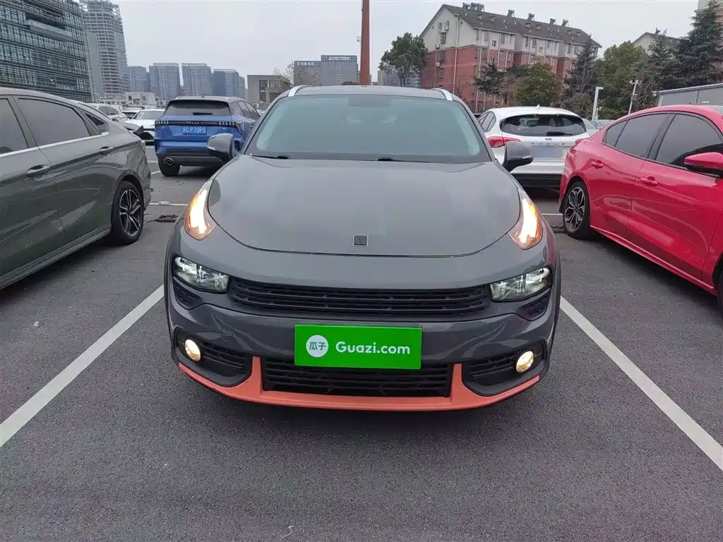 Lynk & Co 02 2019 1.5T DCT 2WD Shine Edition China VI фото 3