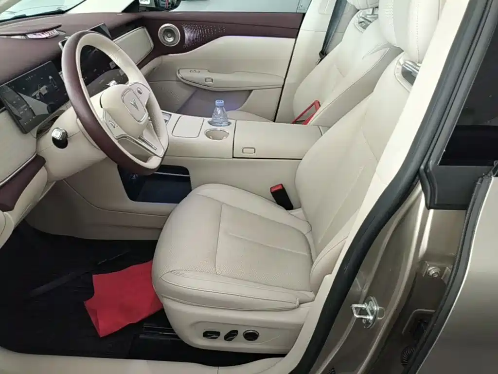 Voyah Courage 2026 2025 Model 2WD Huawei Qiankun Edition