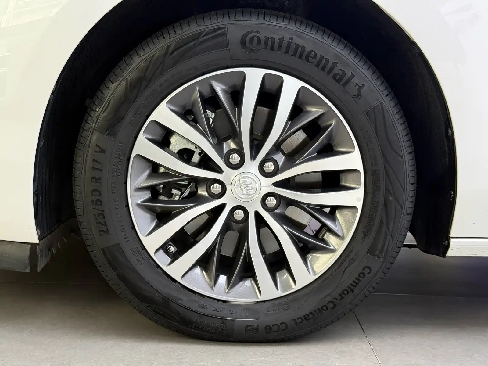 Фото 5 - Buick GL8