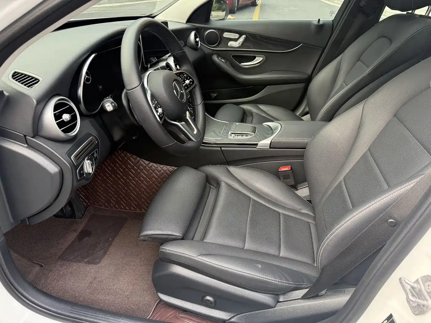 Mercedes-Benz C-Class (Import) 2020 Model C 260 Estate фото 10