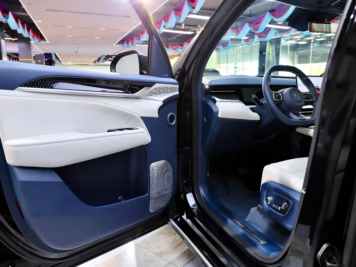 ZEEKR EXTREME KRYPTON 009