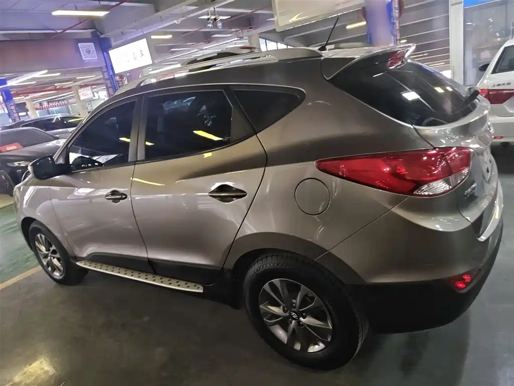 Hyundai Beijing Hyundai ix35 2015 2.0L Automatic 2WD Comfort China IV фото 5