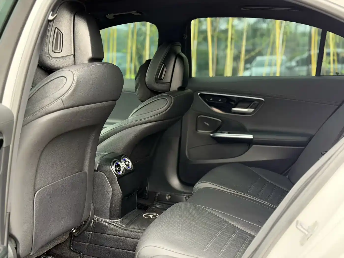 Mercedes-Benz C-Class 2024 C 260 L Sport фото 4