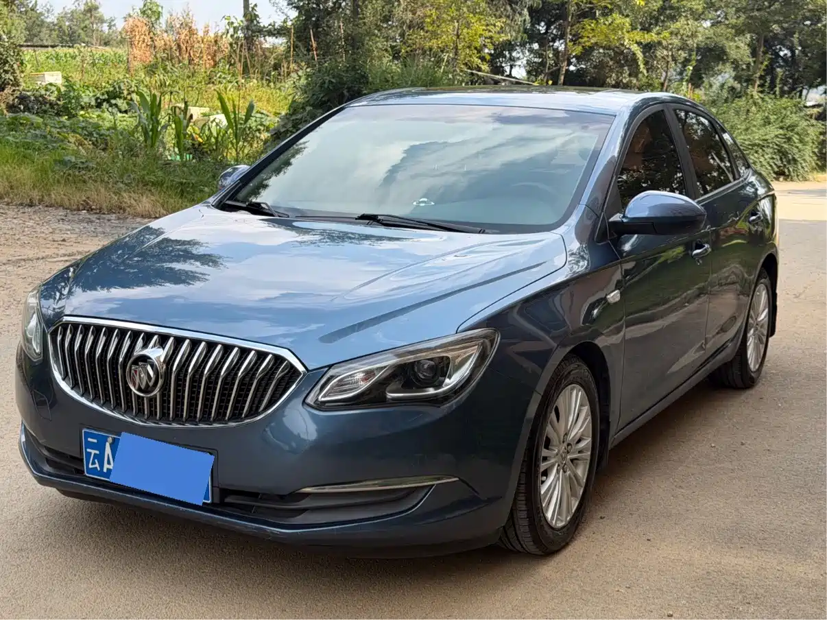 Photo 1 - Buick Excelle