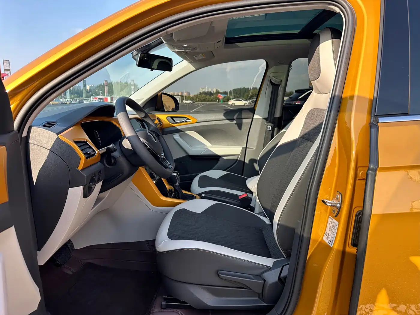 2023 Volkswagen T-Cross