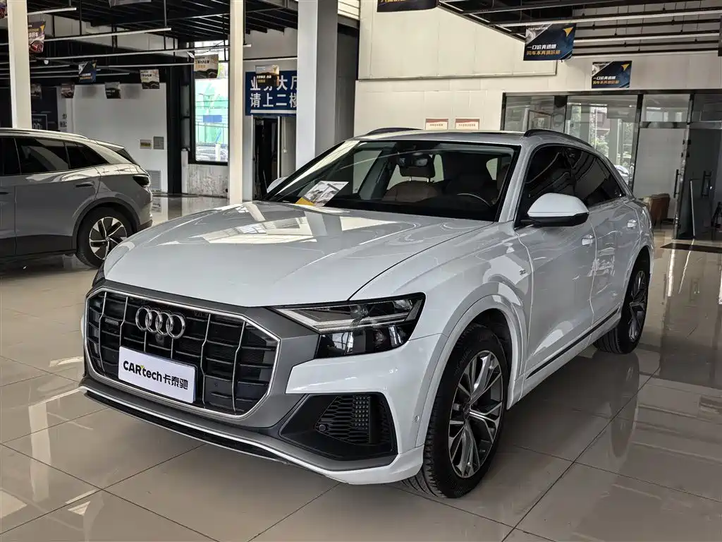 Audi Q8 2019 55 TFSI Luxury Dynamic