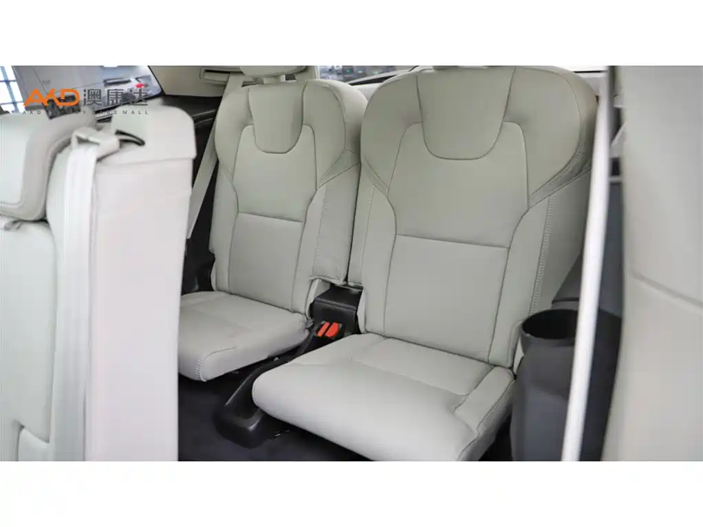 VOLVO XC90 PLUG IN HYBRID