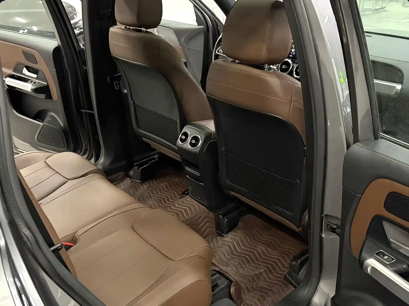 Mercedes-Benz GLB 2020 Facelift GLB 200 Dynamic фото 10