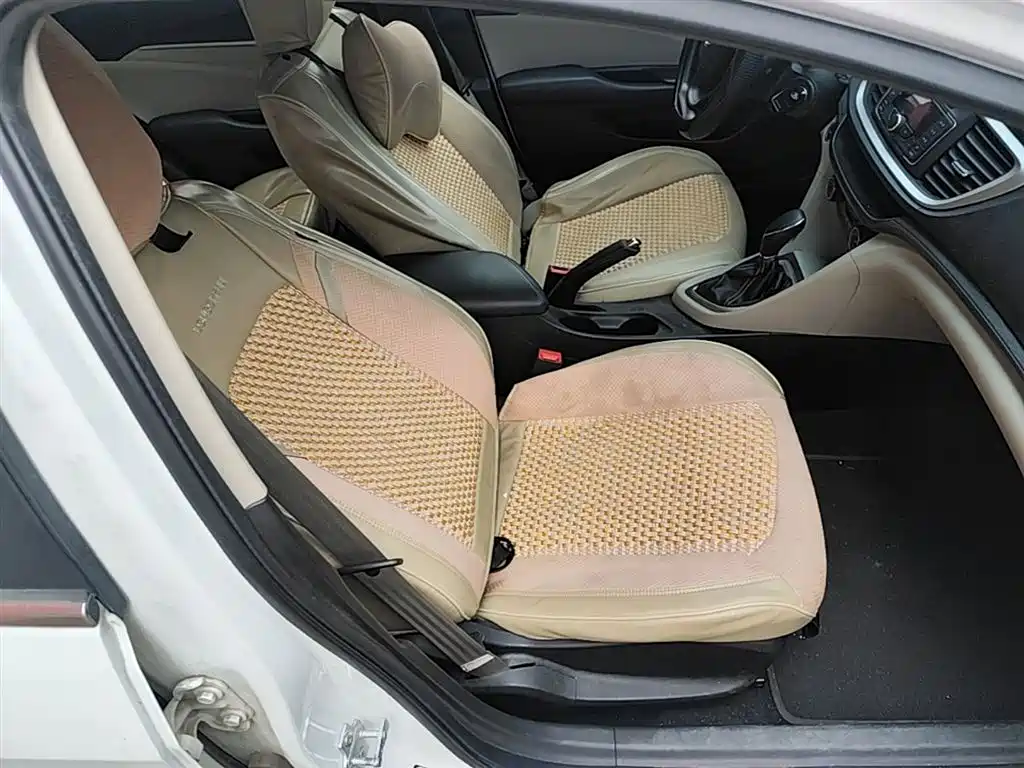Buick Excelle 2017 15N Automatic Progressive фото 20