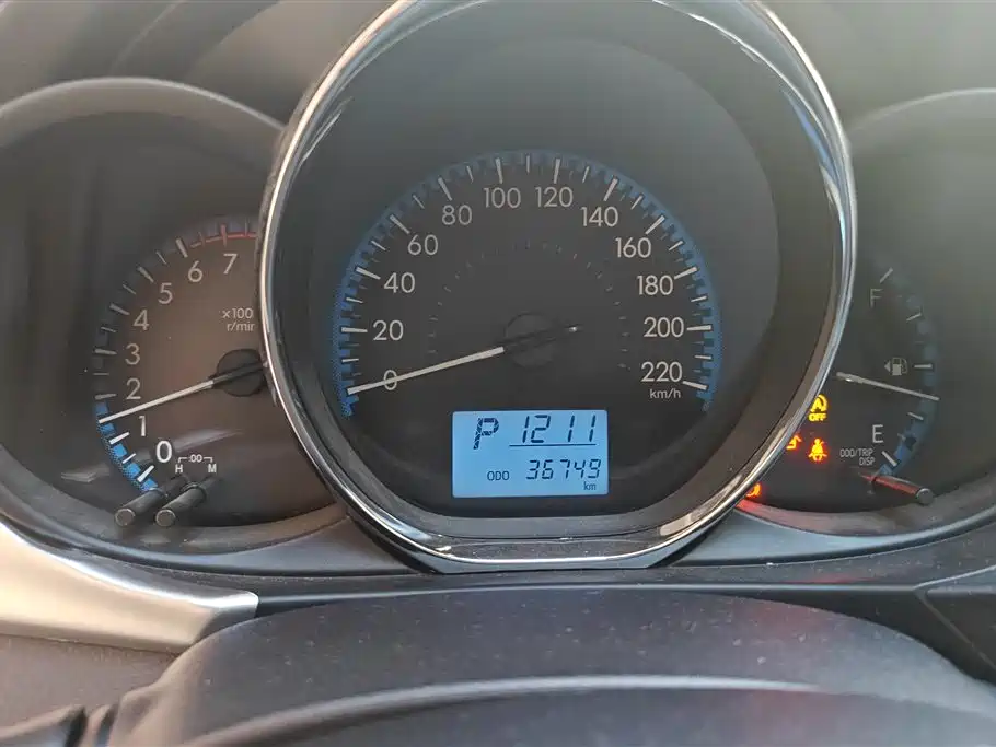 Toyota Vios FS 2017 1.5L CVT Fengchi Edition фото 14