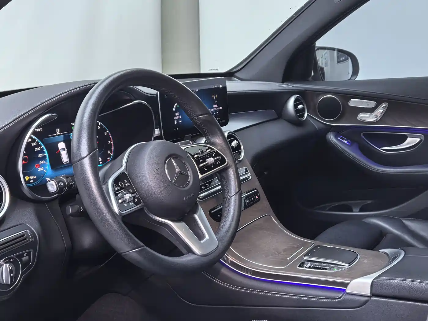 Mercedes-Benz GLC 2020 GLC 300 L 4MATIC Dynamic фото 9