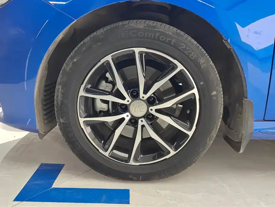 BYD Song MAX 2017 1.5T Auto Smart Elite 7-Seater фото 6