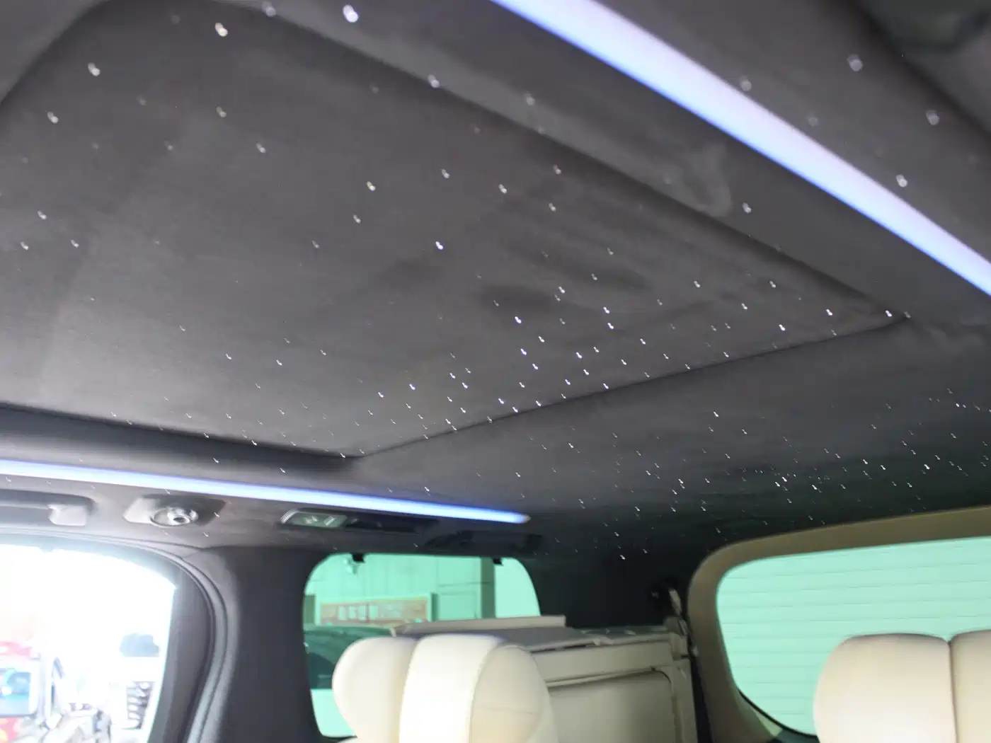 Toyota Alphard 2020 Hybrid 2.5L Premium Edition фото 15