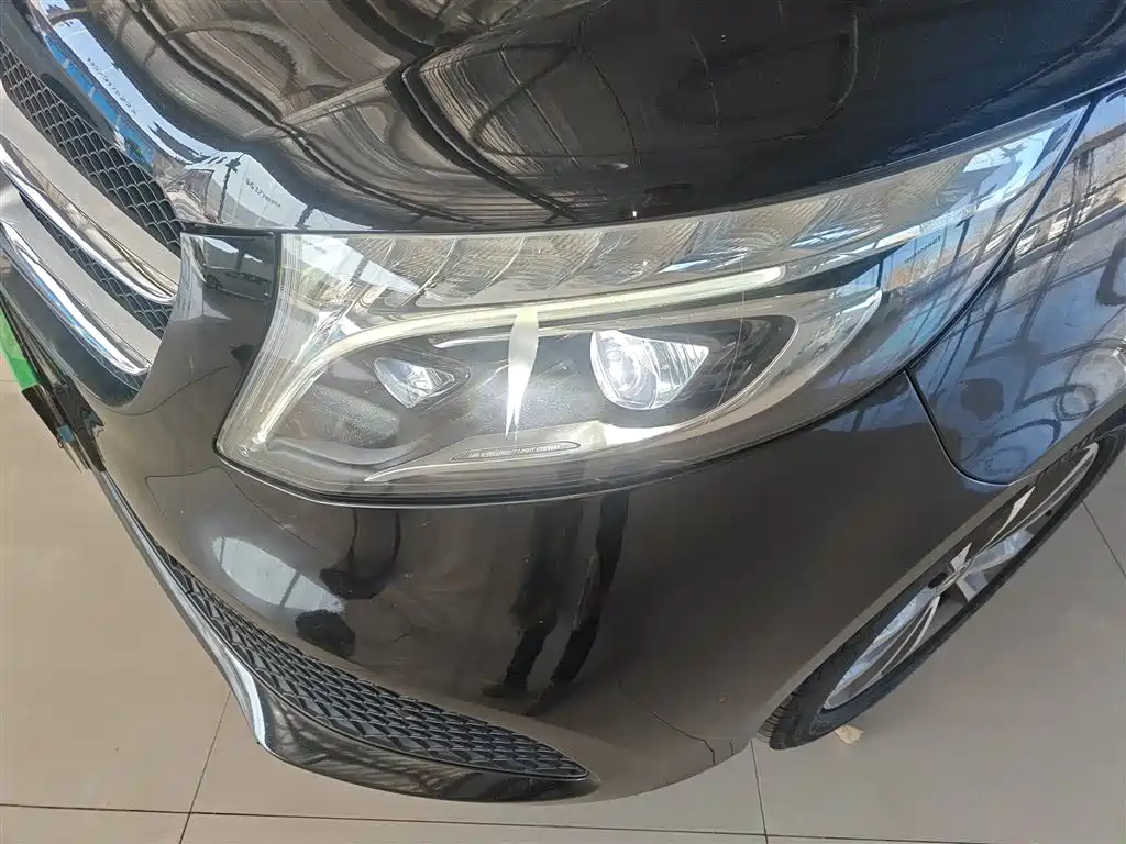 Mercedes-Benz V-Class 2020 V 260 Navigator Edition фото 15