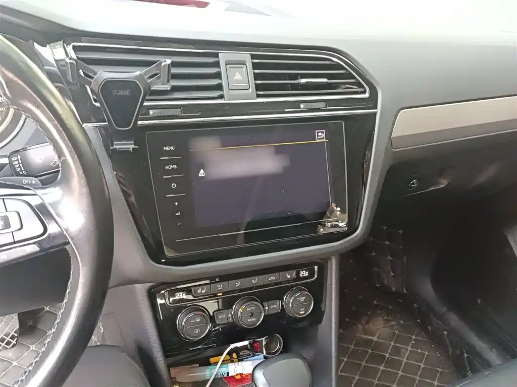 Volkswagen Tiguan L 2019 Facelift 330TSI Auto 2WD Smart Luxury China VI фото 6