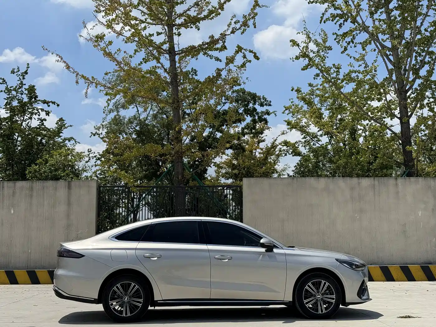 Geely Galaxy Galaxy Stellar 6 2025 2025 Base Version