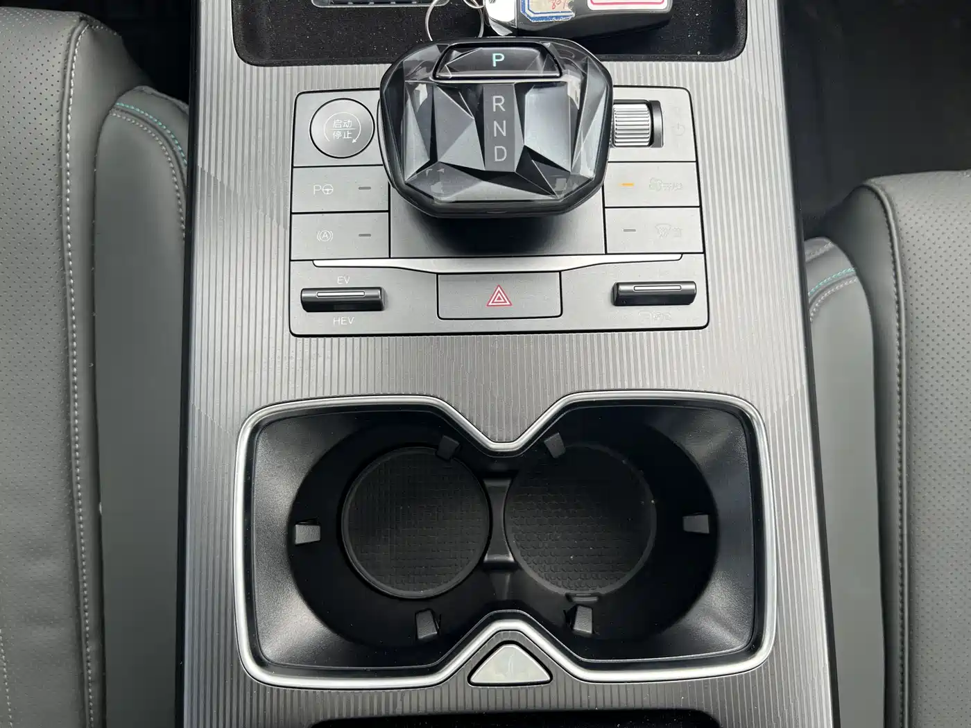 BYD Song L DM-i 2025 Smart Drive 160km Premium фото 17