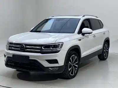 Volkswagen Tharu