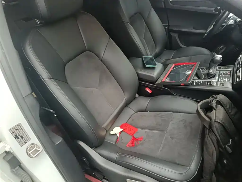 Porsche Macan 2018 Macan 2.0T фото 25