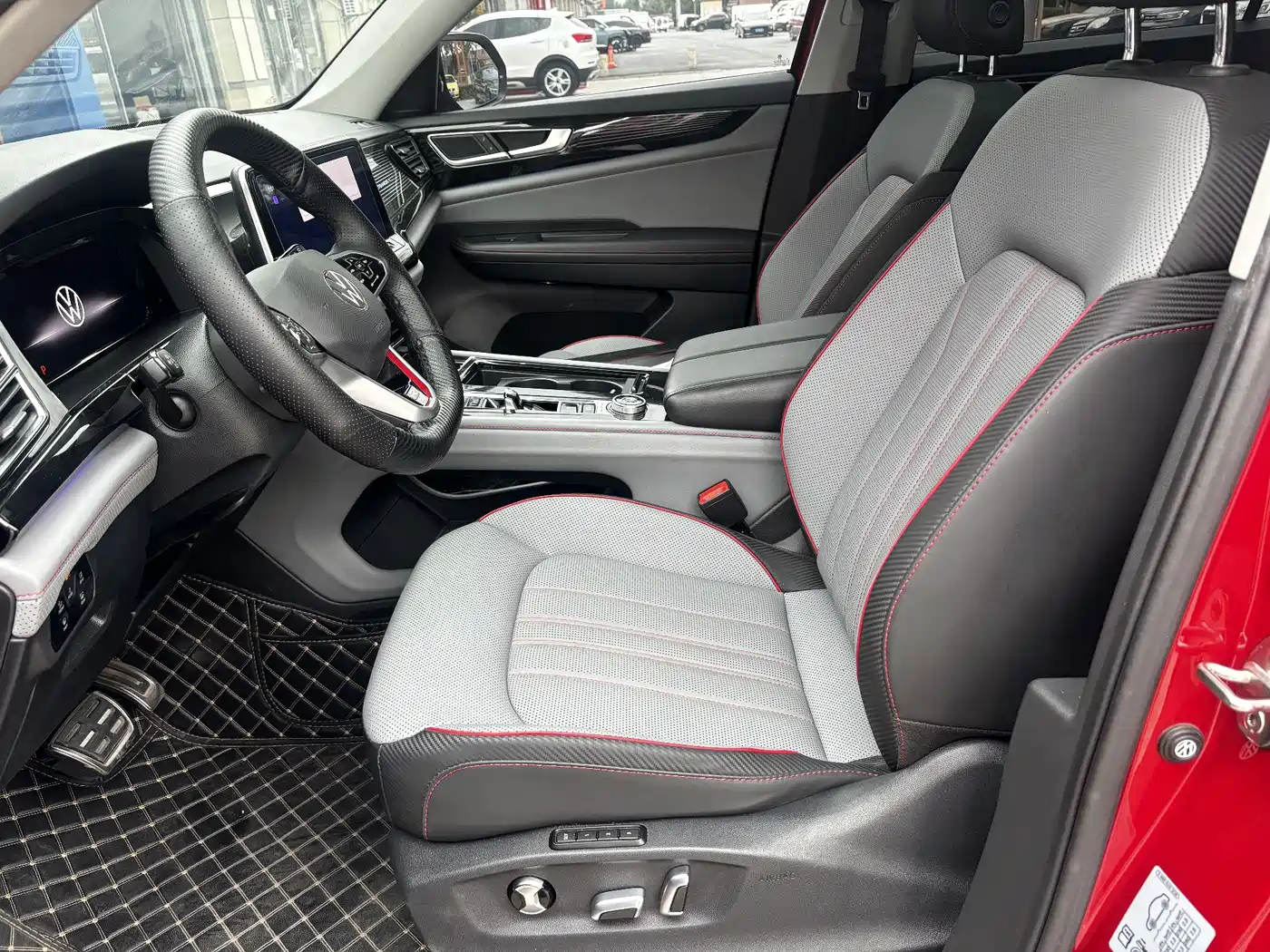 Volkswagen Teramont 2023 Teramont X 380TSI 4Motion Premium Luxury фото 7
